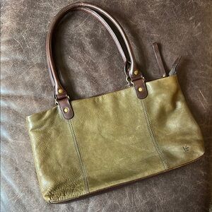 Ellington Olive Green Leather Shoulder Bag